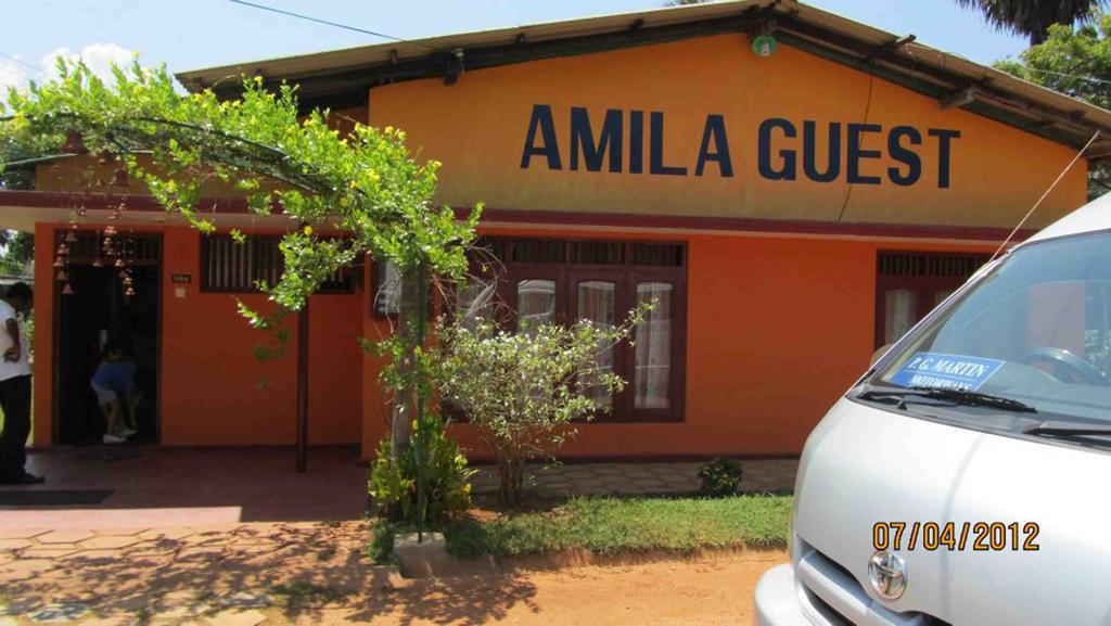 Amila Guest Hotel Trincomalee Exterior foto